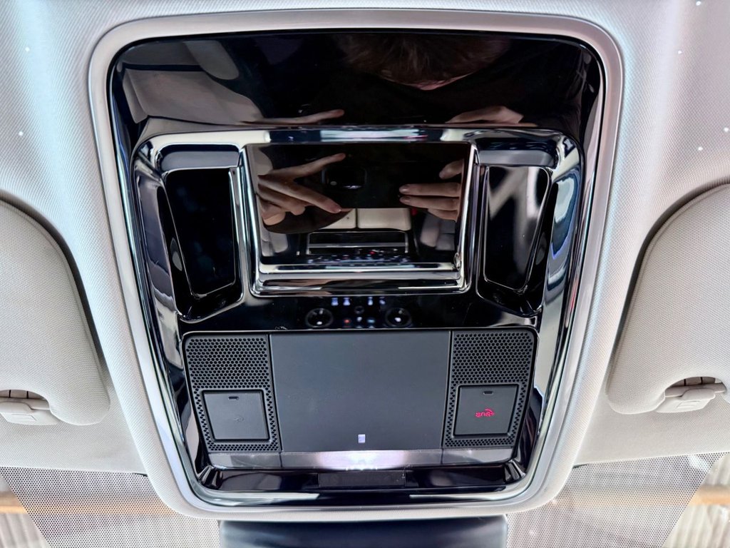 Used Land Rover Range Rover Velar 2017 for sale - 76934497: Photo 44