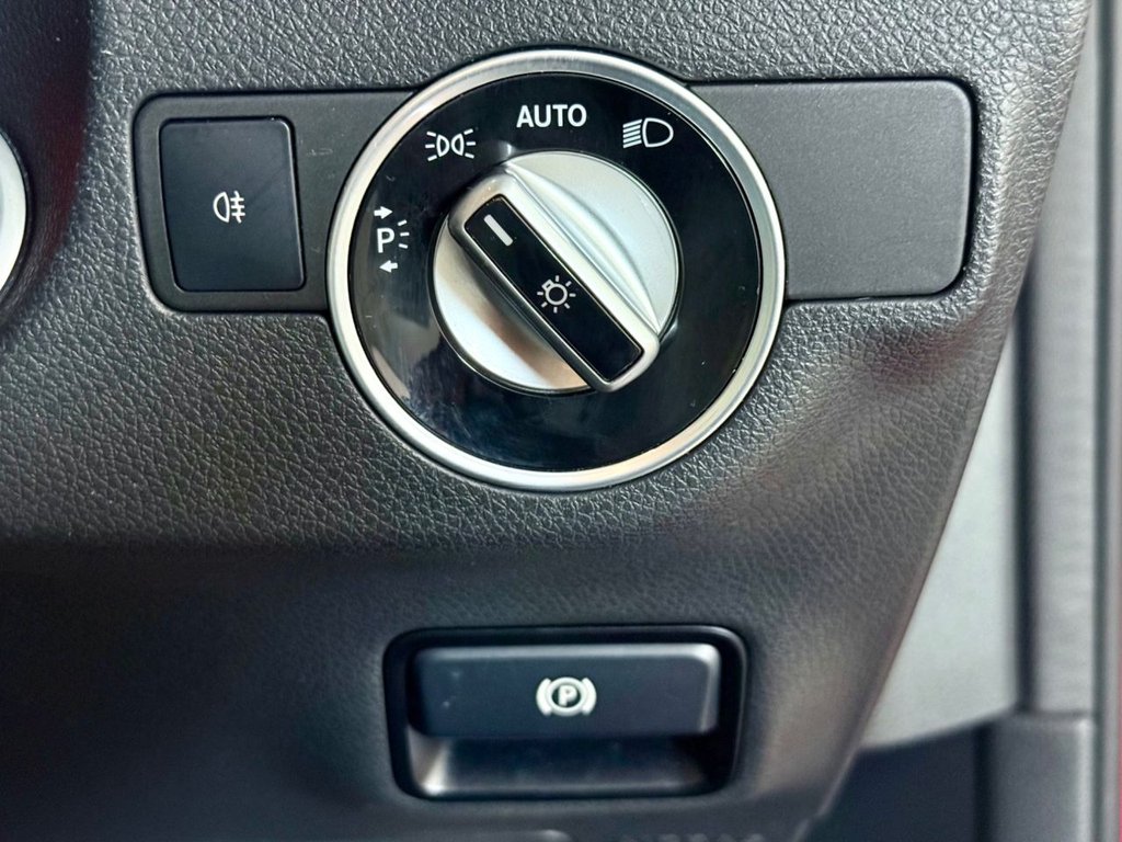 Used Mercedes-Benz GLA 2016 for sale - 76406525: Photo 21