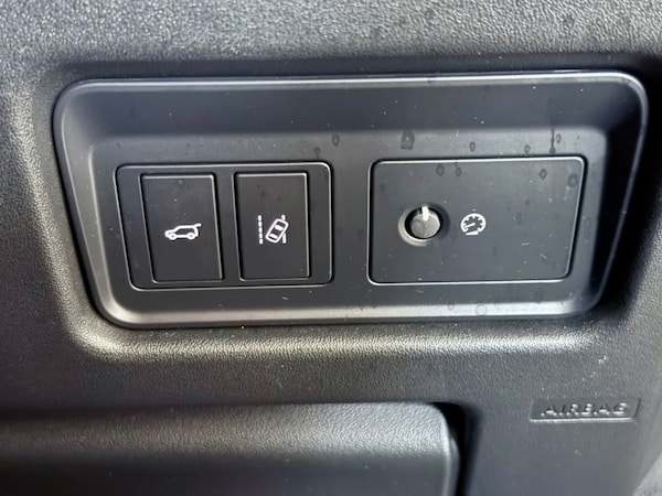 Used Land Rover Discovery Sport 2019 for sale - 76304136: Photo 18