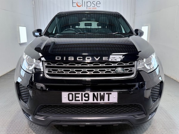 Used Land Rover Discovery Sport 2019 for sale - 76304136: Photo 2