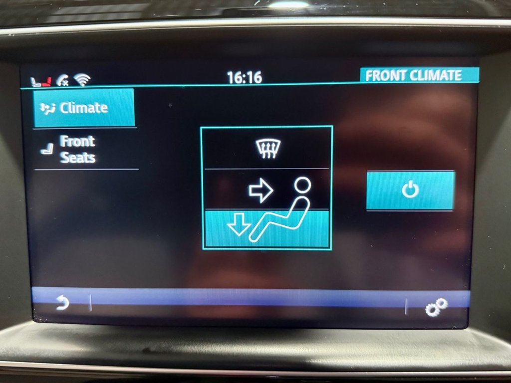 Used Jaguar F-Pace 2018 for sale - 76698602: Photo 37