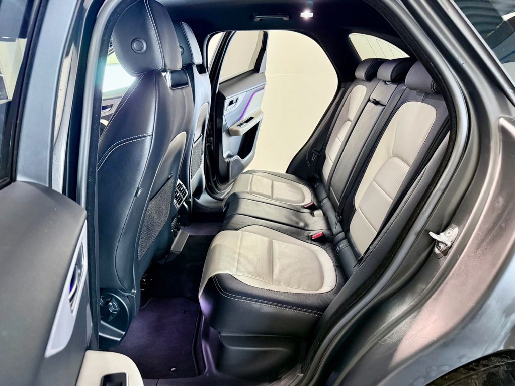 Used Jaguar F-Pace 2018 for sale - 76698602: Photo 49