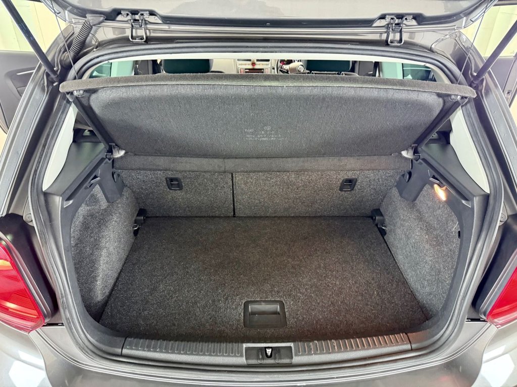 Used Volkswagen Polo 2016 for sale - 76535928: Photo 41