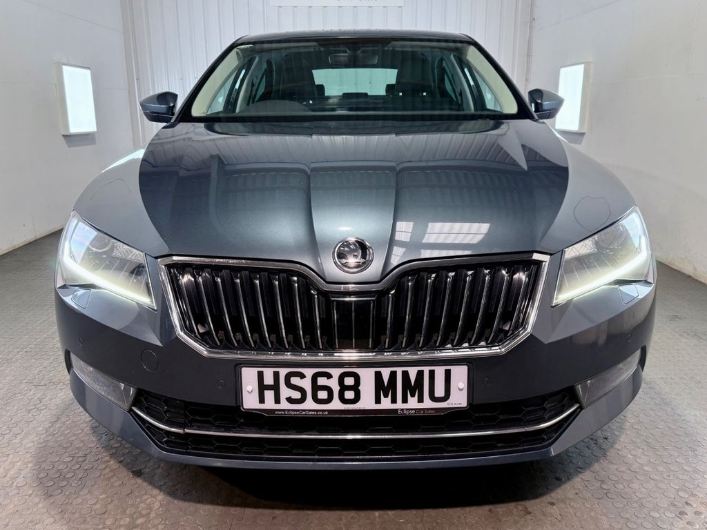 Used Skoda Superb 2019 for sale - 76356713: Photo 2