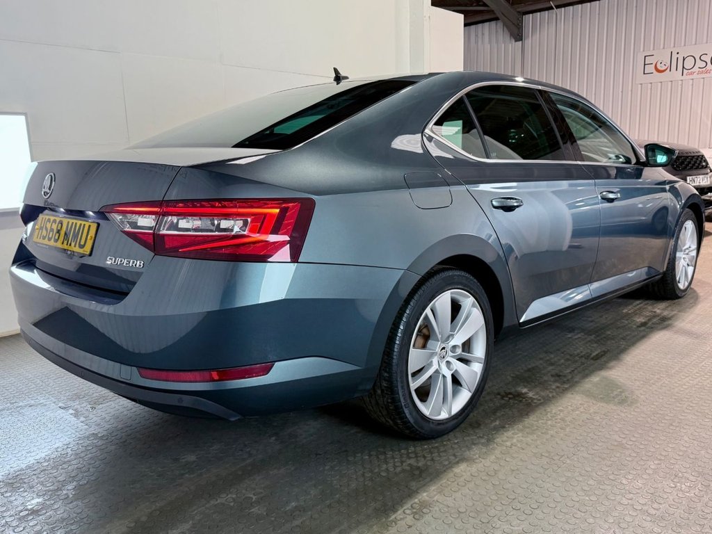 Used Skoda Superb 2019 for sale - 76356713: Photo 7