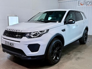 Used Land Rover Discovery Sport 2019 for sale - 77927265: Photo