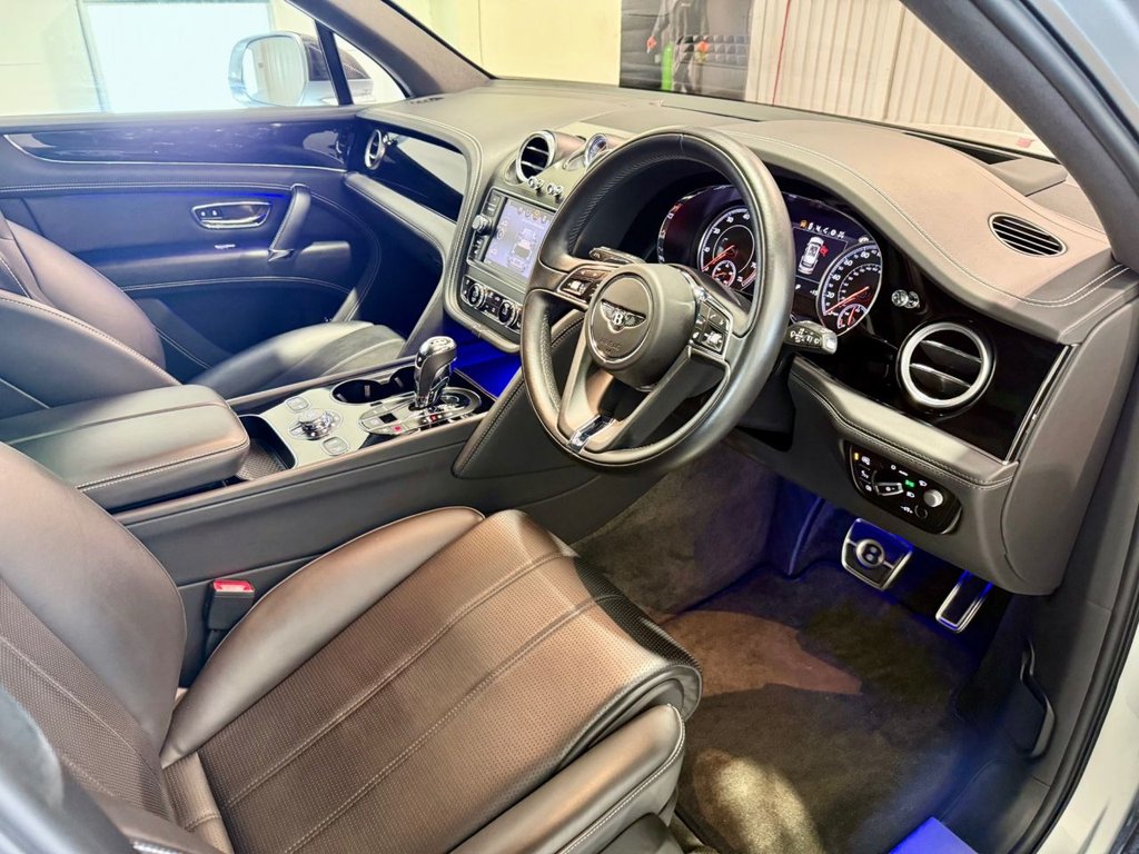 Used Bentley Bentayga 2018 for sale - 76323552: Photo 12