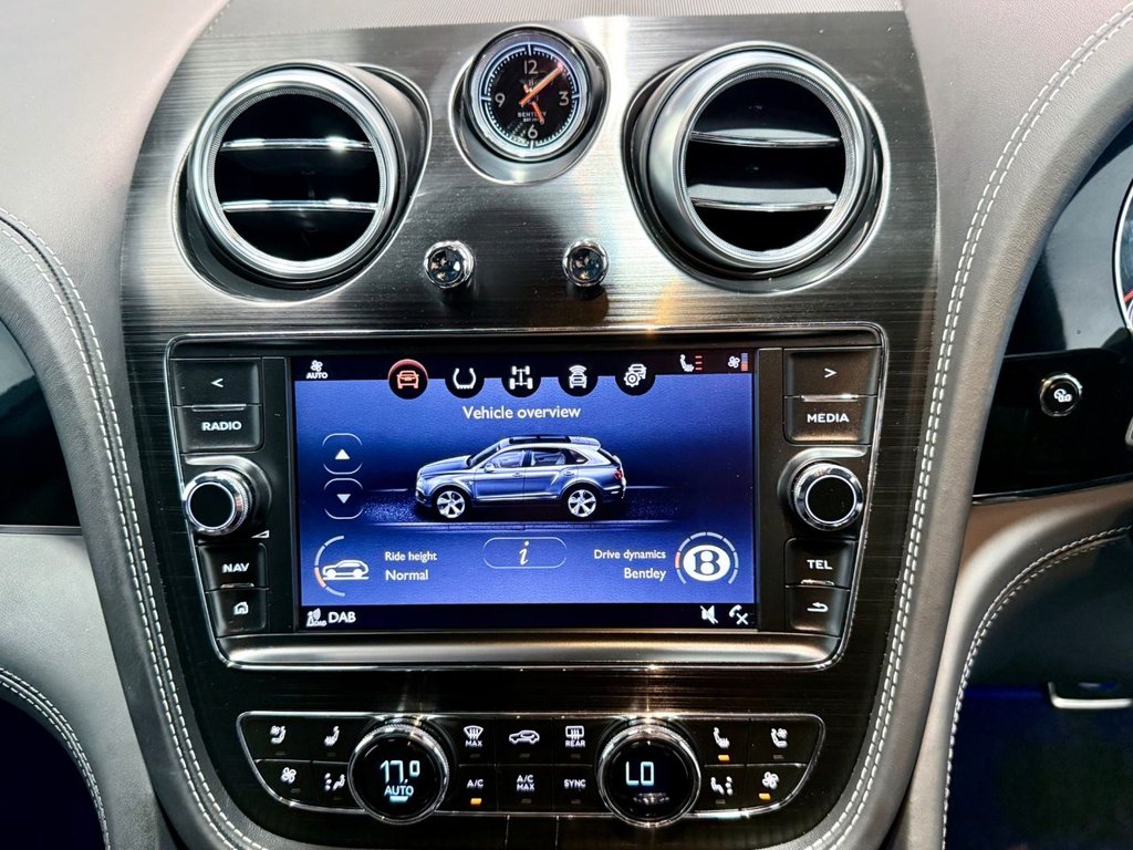 Used Bentley Bentayga 2018 for sale - 76323552: Photo 29