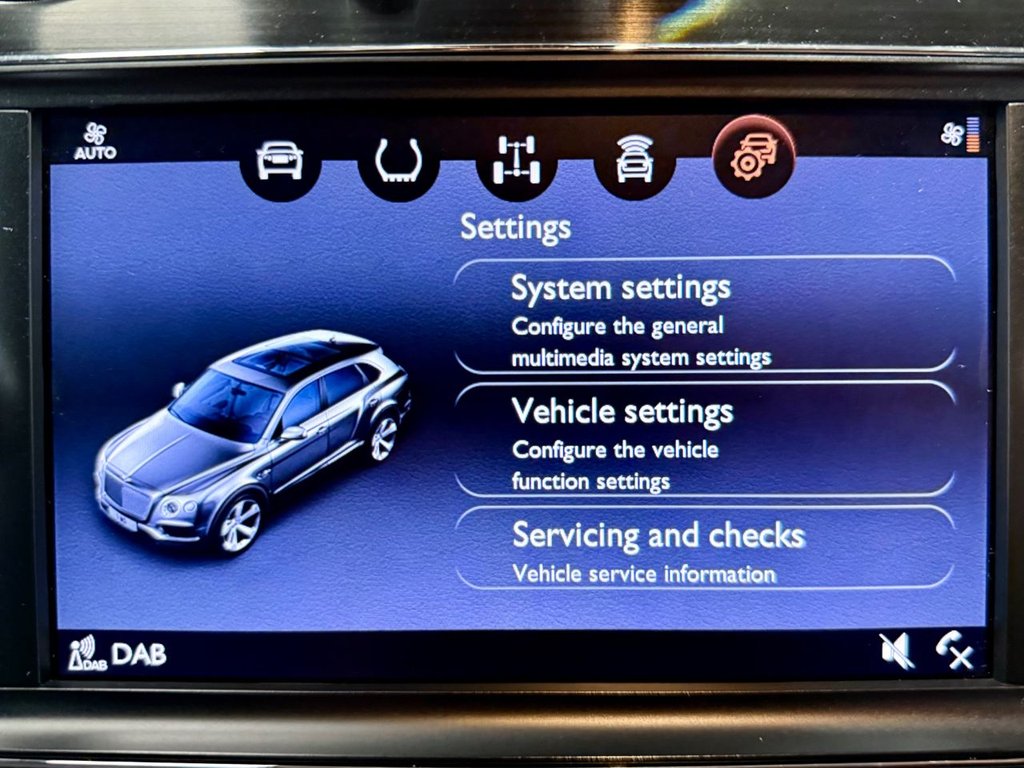 Used Bentley Bentayga 2018 for sale - 76323552: Photo 45