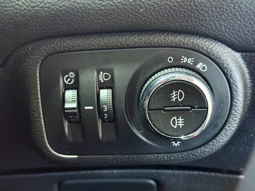 Used Vauxhall Zafira Tourer 2018 for sale - 76429655: Photo 18