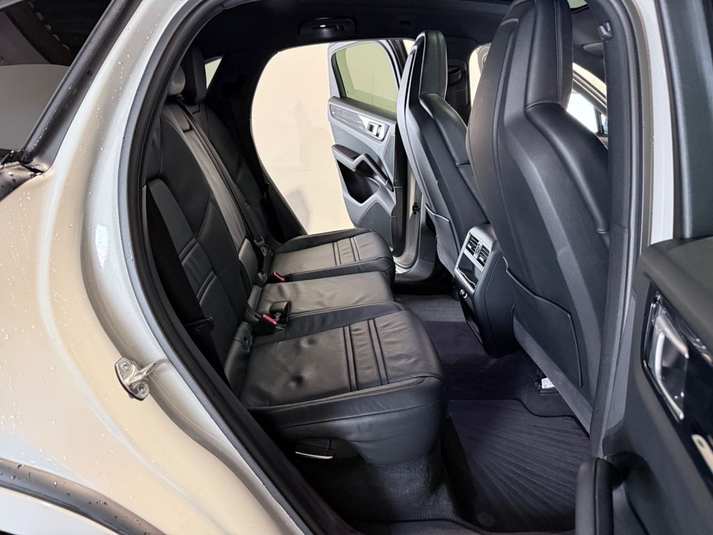 Used Porsche Cayenne 2020 for sale - 76883571: Photo 50