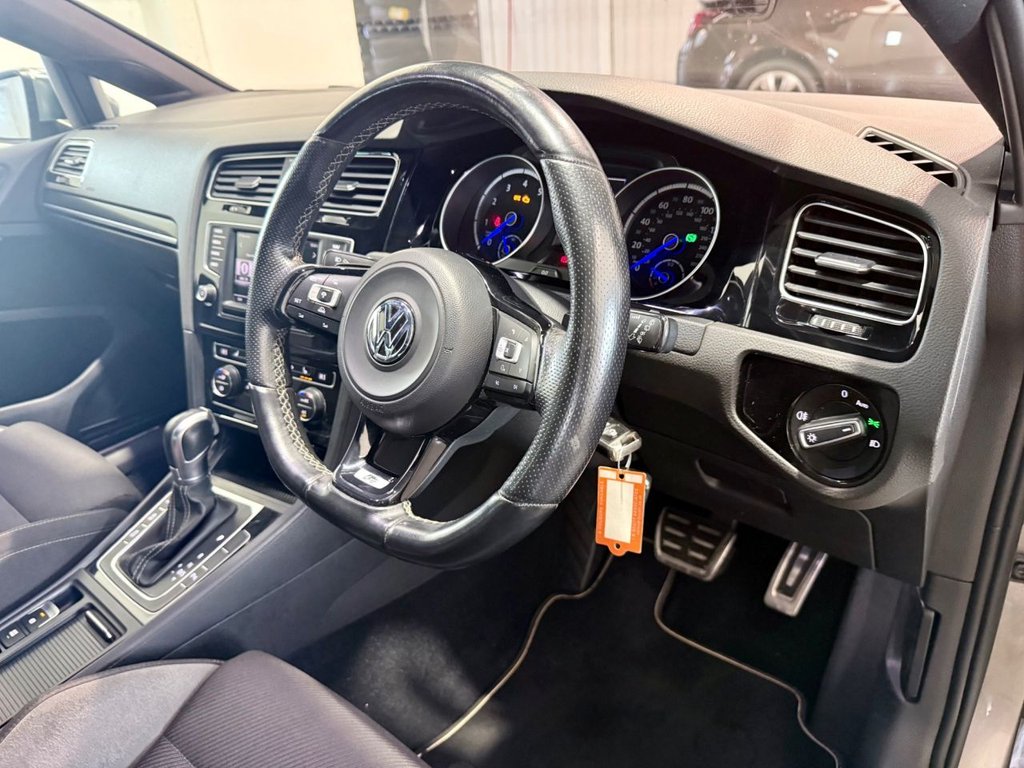 Used Volkswagen Golf 2016 for sale - 77212287: Photo 11