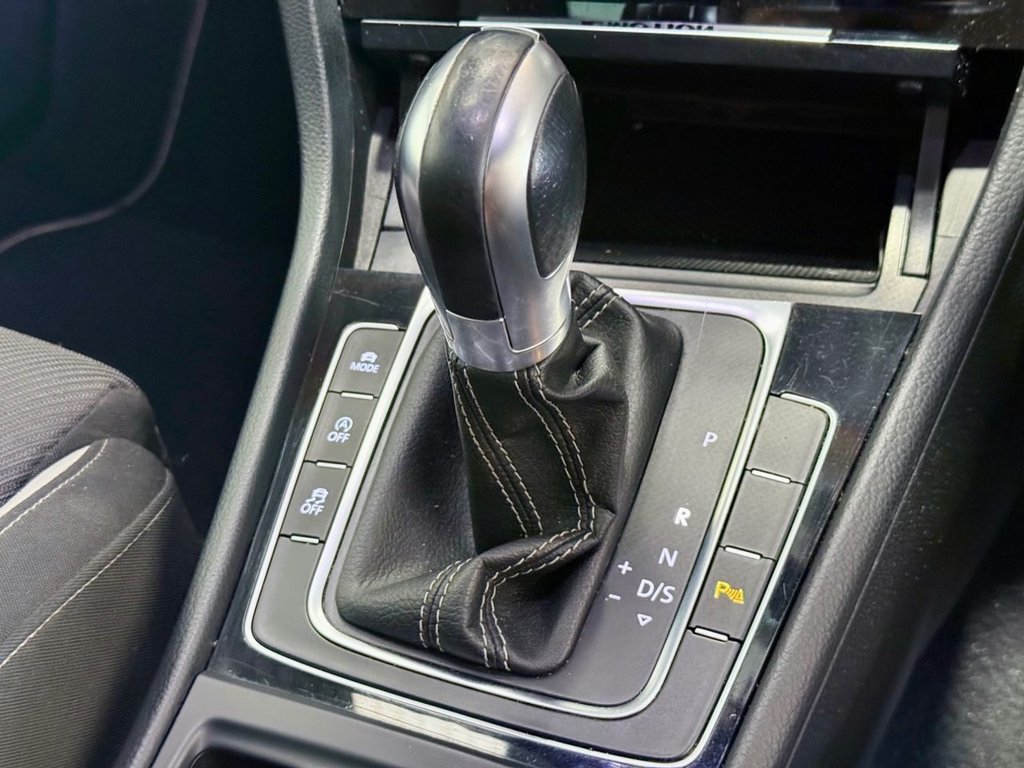 Used Volkswagen Golf 2016 for sale - 77212287: Photo 23