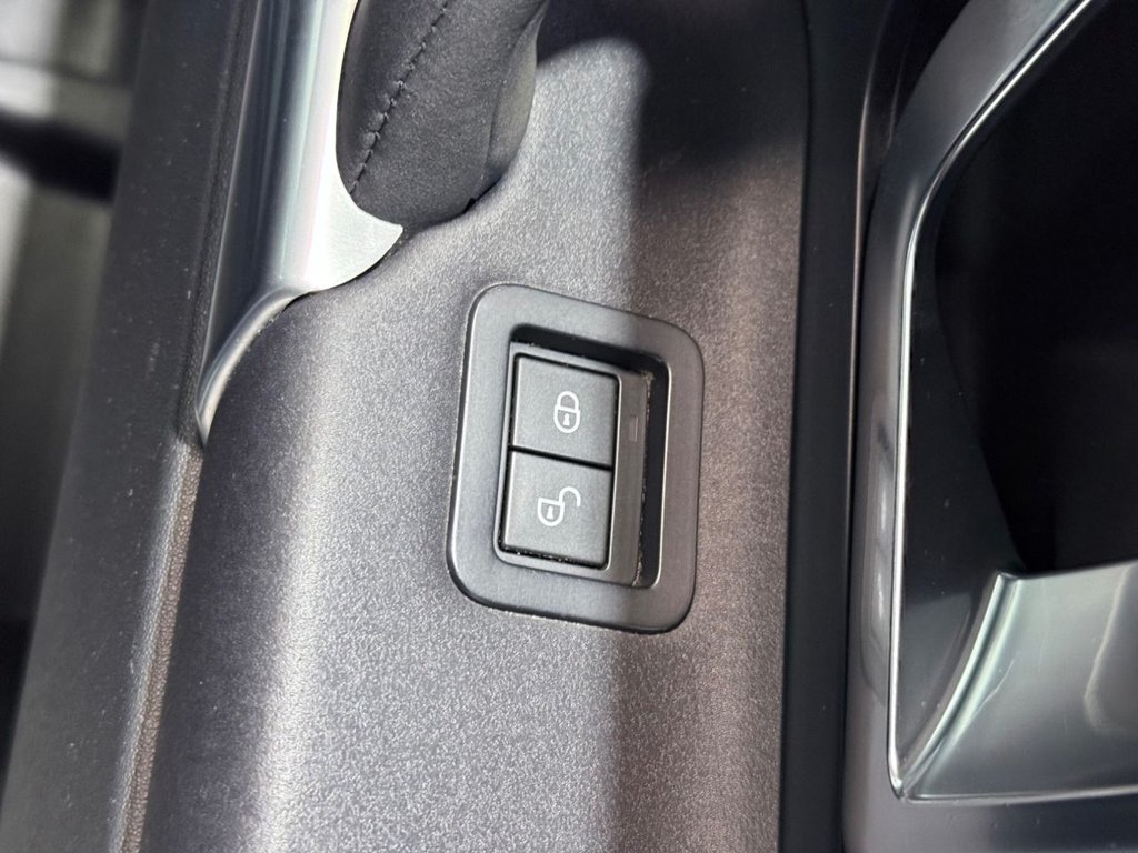 Used Land Rover Discovery Sport 2018 for sale - 77048721: Photo 20