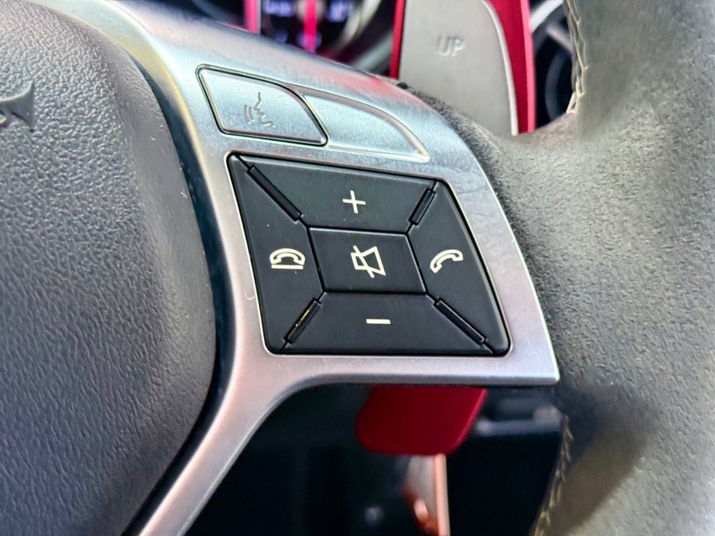 Used Mercedes-Benz SLK 2015 for sale - 76118909: Photo 23