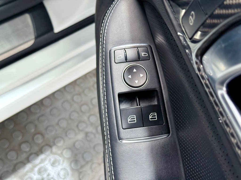 Used Mercedes-Benz SLK 2015 for sale - 76118909: Photo 29