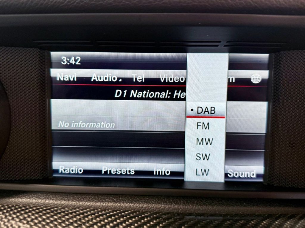 Used Mercedes-Benz SLK 2015 for sale - 76118909: Photo 34