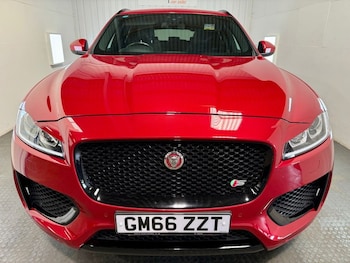 Used Jaguar F-Pace 2016 for sale - 75559422: Photo