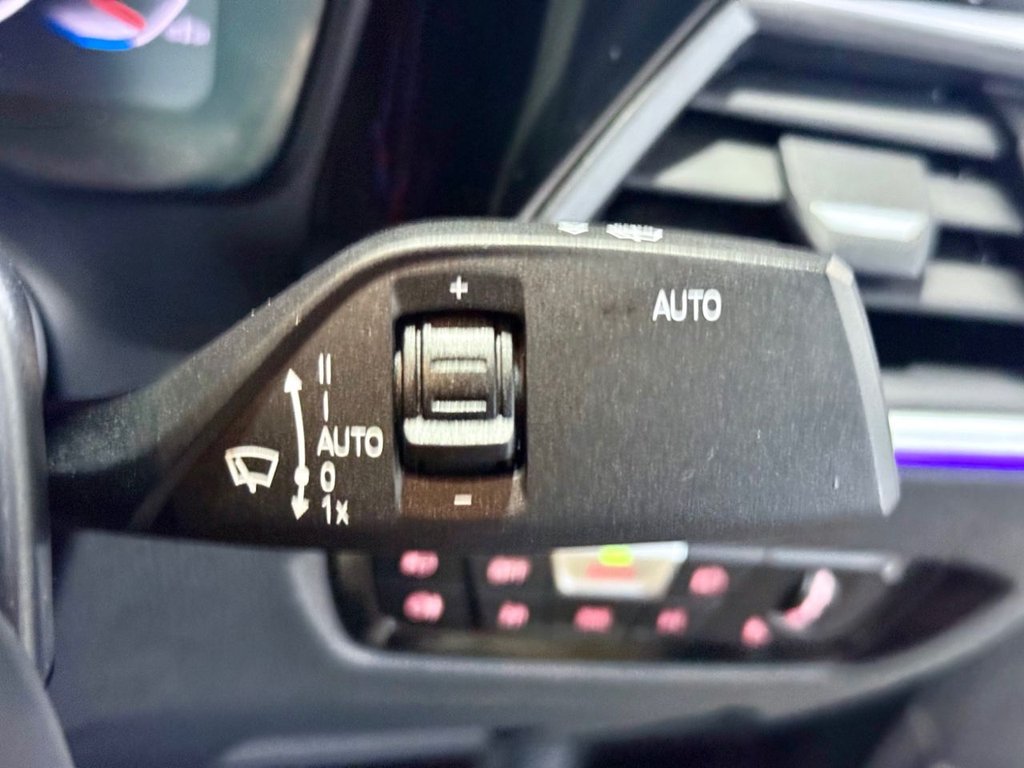 Used BMW 3 Series 2019 for sale - 76509912: Photo 18