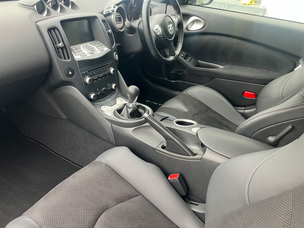 Used Nissan 370 Z 2011 for sale - 76650286: Photo 3