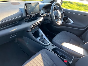 Used Toyota Yaris 2025 for sale - 76650289: Photo