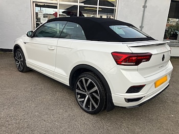 Used Volkswagen T-Roc 2022 for sale - 77848347: Photo