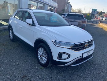 Used Volkswagen T-Roc 2023 for sale - 78364745: Photo