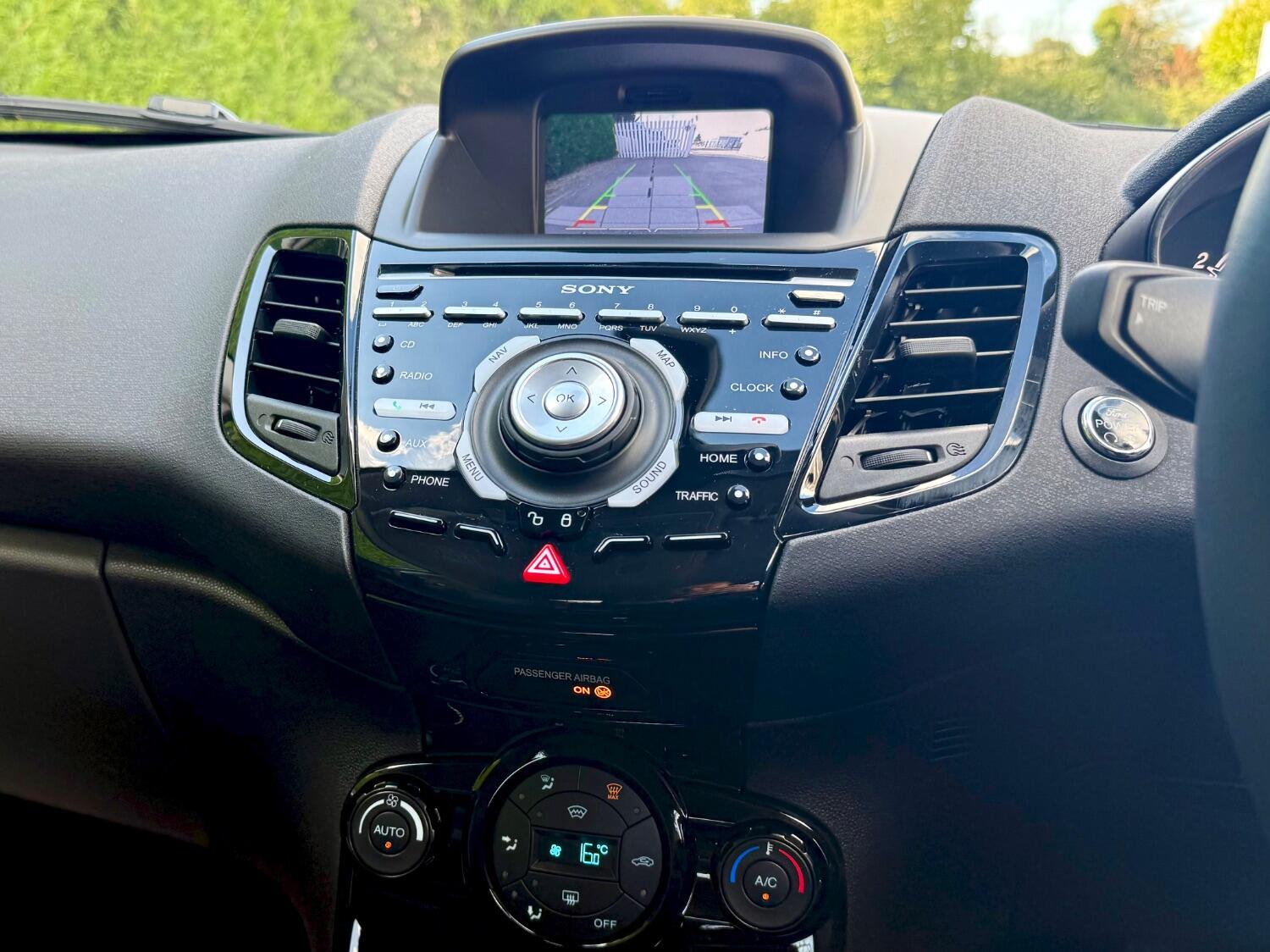 Used Ford Fiesta 2016 for sale - 76793898: Photo 16