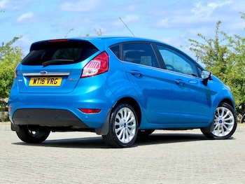 Used Ford Fiesta 2016 for sale - 76605903: Photo