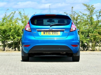 Used Ford Fiesta 2016 for sale - 76605903: Photo