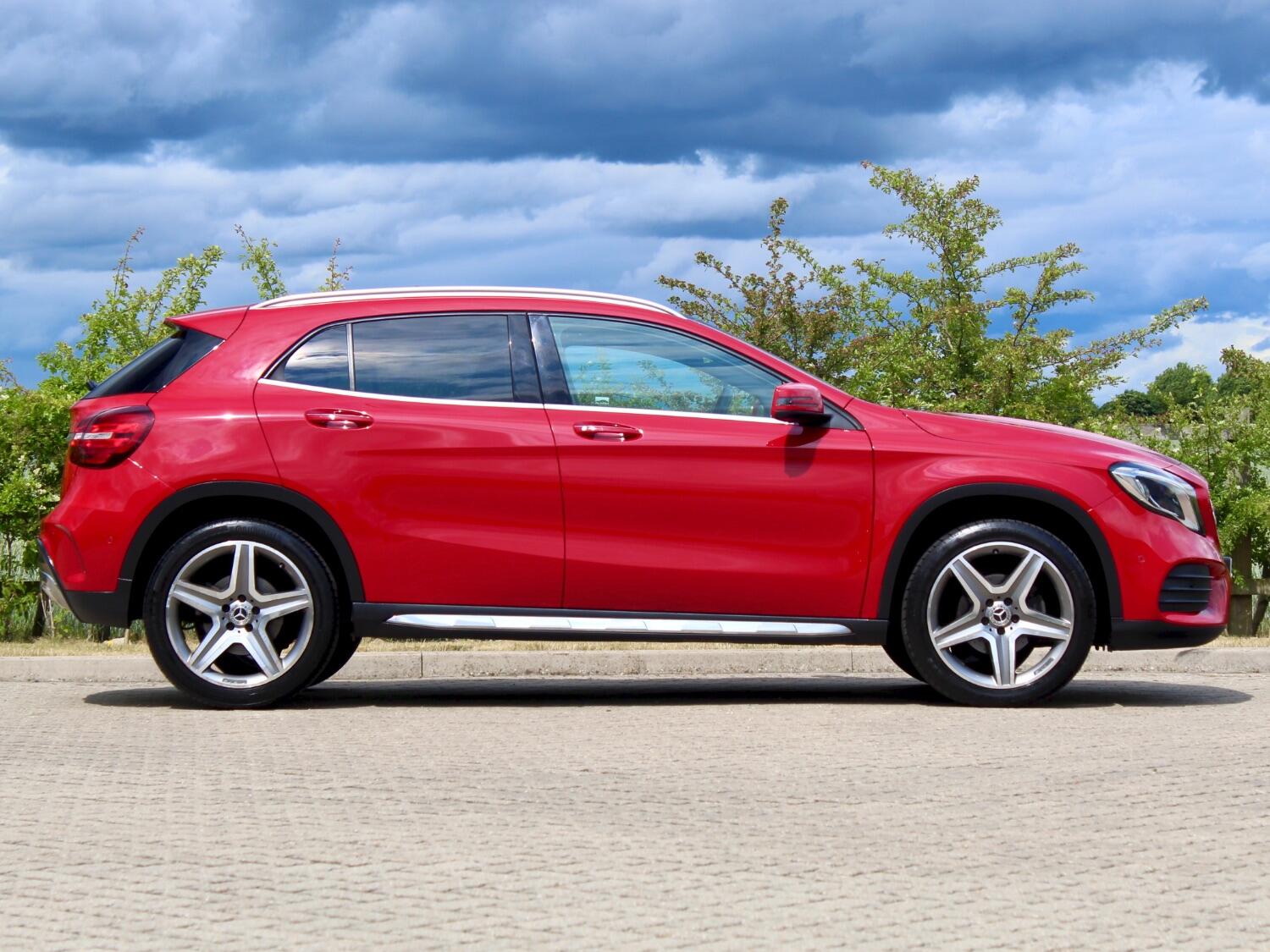 Used Mercedes-Benz GLA 2019 for sale - 76605894: Photo 2