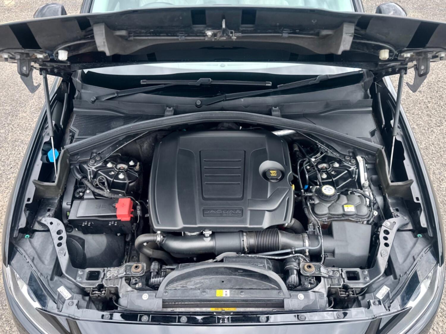 Used Jaguar F-Pace 2017 for sale - 76605809: Photo 20