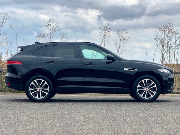 Used Jaguar F-Pace 2017 for sale - 75618278: Photo 2