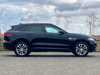 Used Jaguar F-Pace 2017 for sale - 75618278: Photo