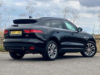 Used Jaguar F-Pace 2017 for sale - 75618278: Photo