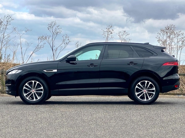 Used Jaguar F-Pace 2017 for sale - 75618278: Photo 6