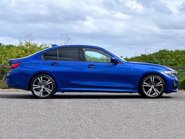 Used BMW 3 Series 2019 for sale - 75618279: Photo 2