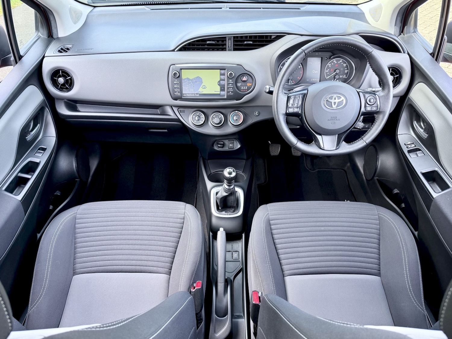 Used Toyota Yaris 2019 for sale - 77921346: Photo 12