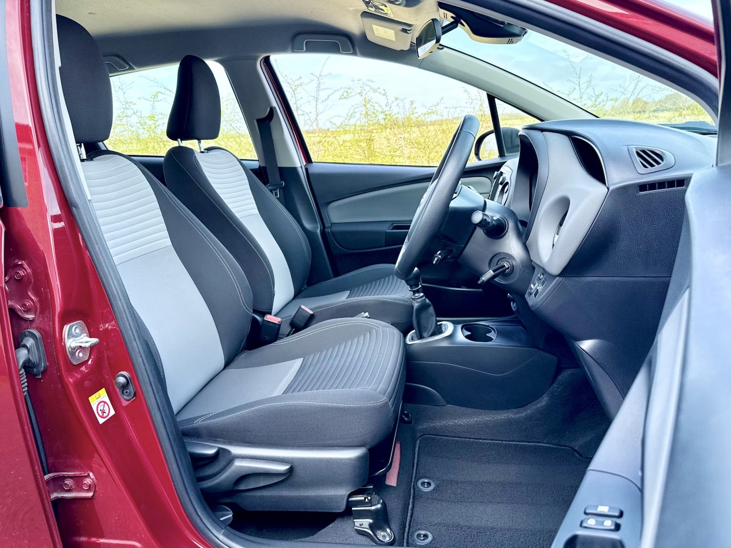 Used Toyota Yaris 2019 for sale - 77921346: Photo 14