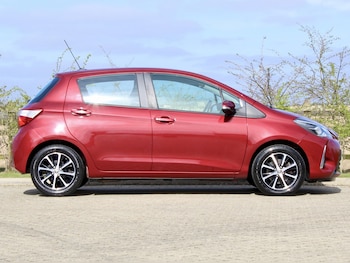 Used Toyota Yaris 2019 for sale - 77921346: Photo