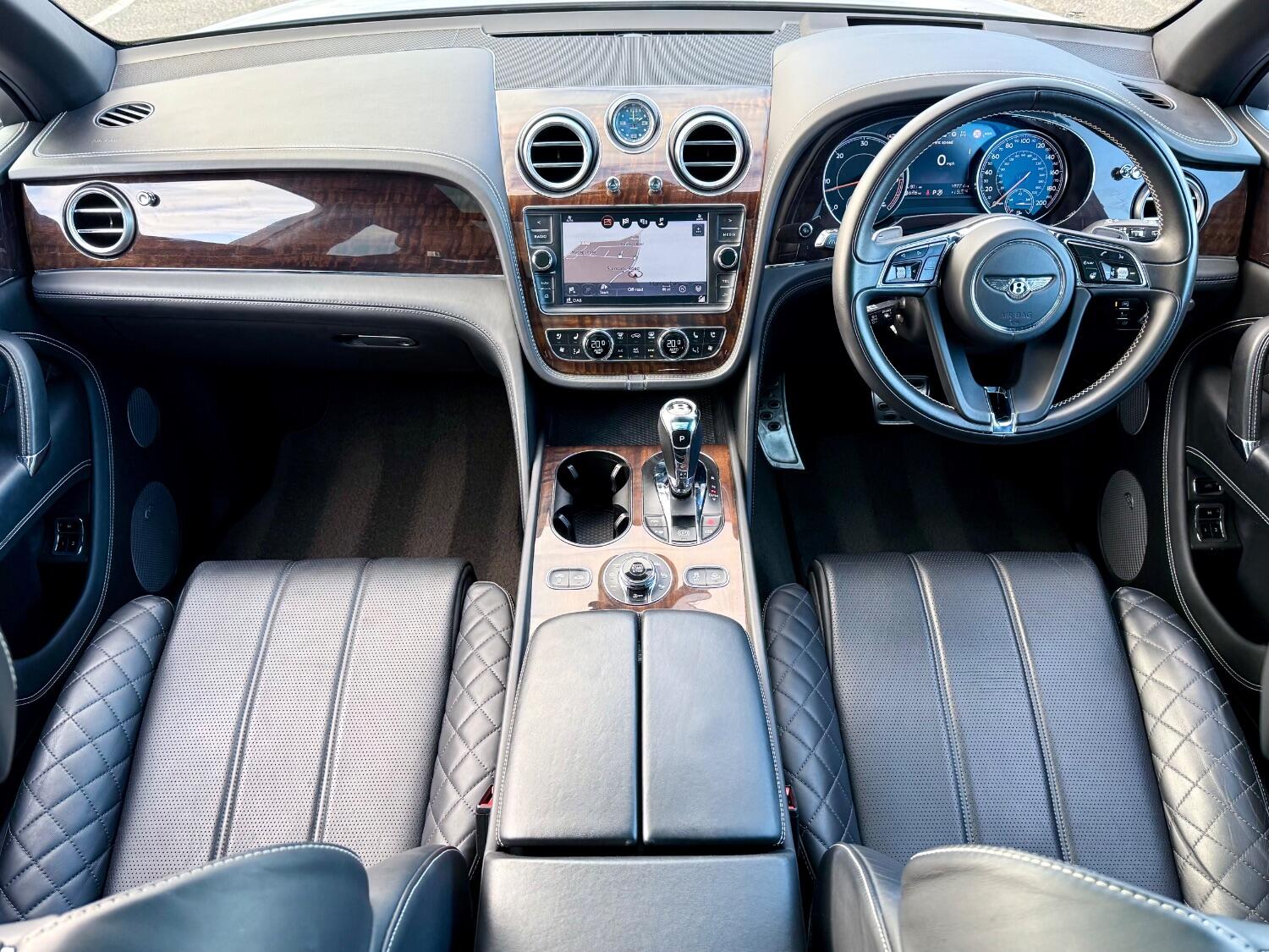 Used Bentley Bentayga 2018 for sale - 76713158: Photo 11