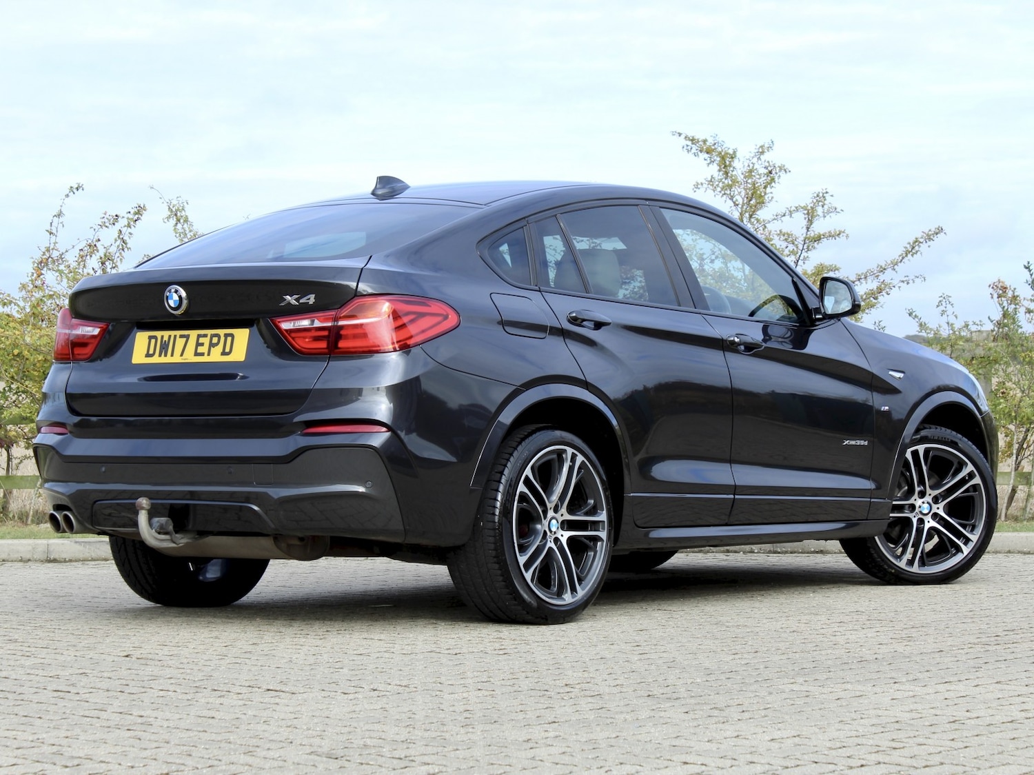 Used BMW X4 2017 for sale - 76605719: Photo 3