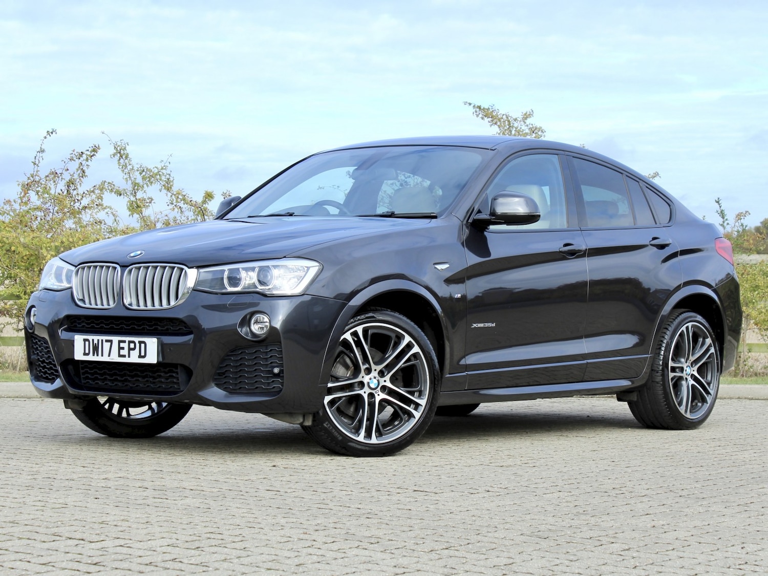 Used BMW X4 2017 for sale - 76605719: Photo 7