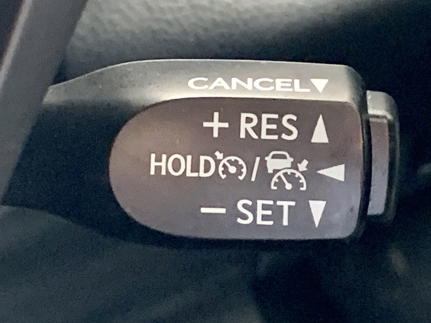 Used Toyota C-HR 2022 for sale - 78145816: Photo 22