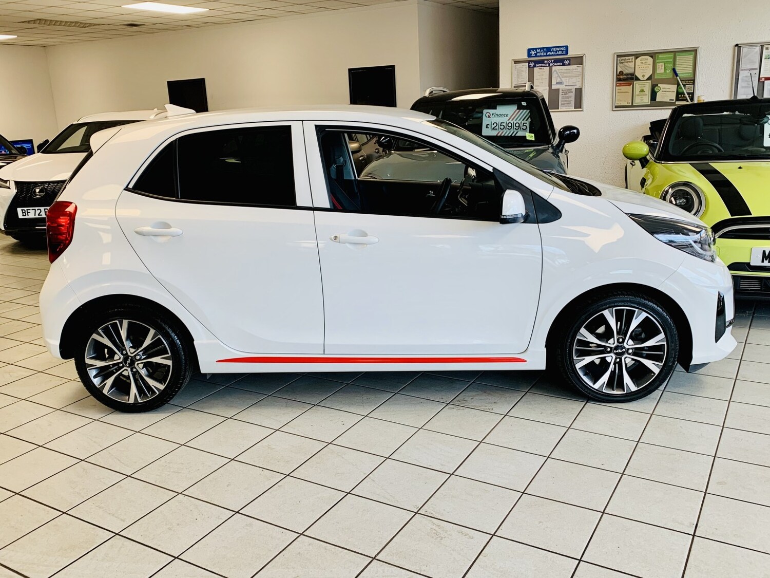 Used Kia Picanto 2023 for sale - 77844990: Photo 6