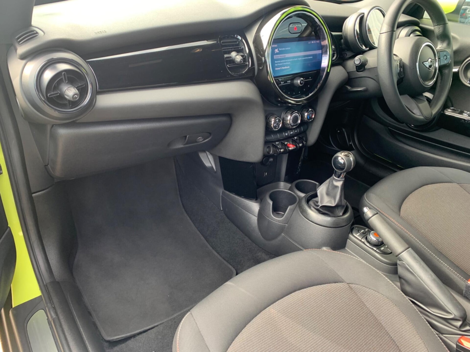 Used MINI Convertible 2021 for sale - 77844671: Photo 2