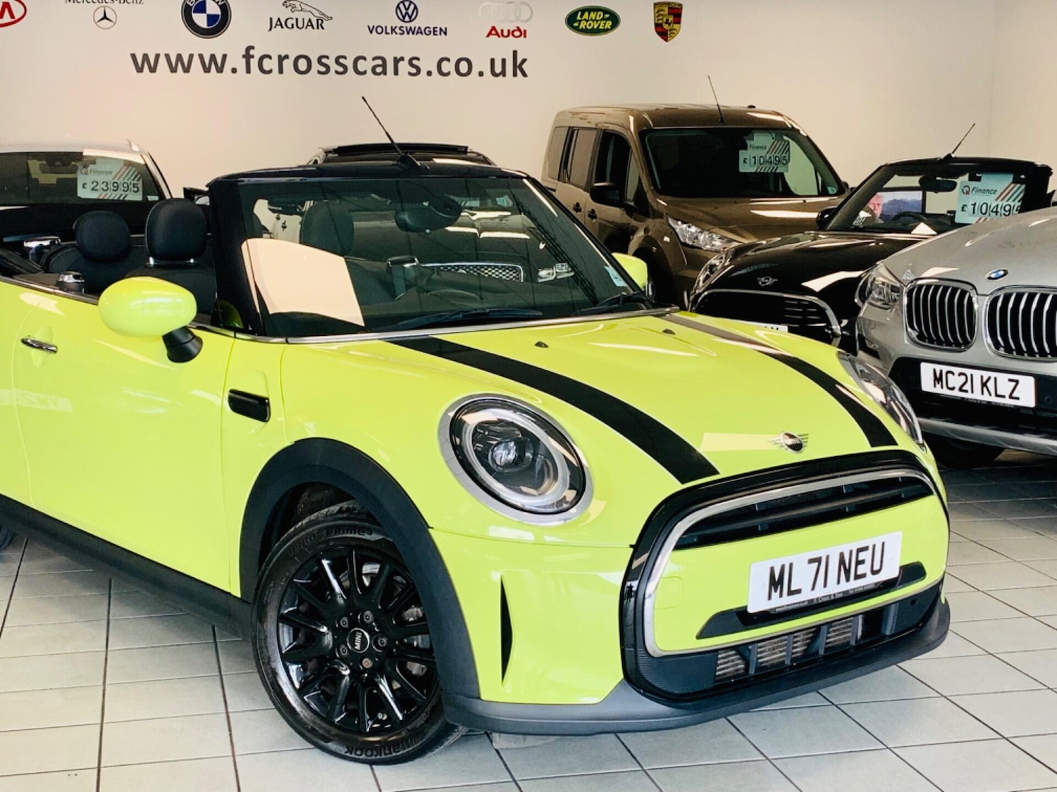Used MINI Convertible 2021 for sale - 77844671: Photo 3