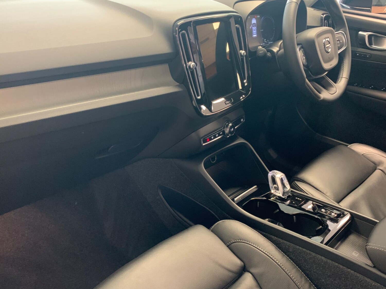 Used Volvo XC40 2022 for sale - 77844686: Photo 10