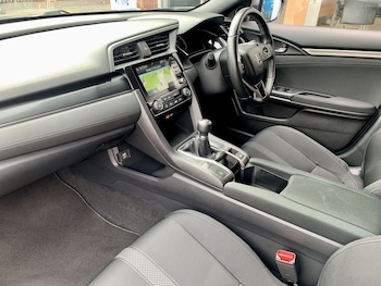 Used Honda Civic 2021 for sale - 79143471: Photo