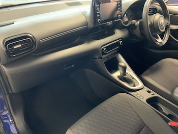 Used Toyota Yaris 2022 for sale - 78633374: Photo